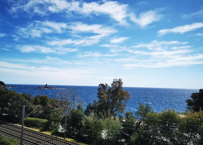 营地 Mobil Neuf L Ile Dor St Raphael Avec Piscine Saint-Raphaël