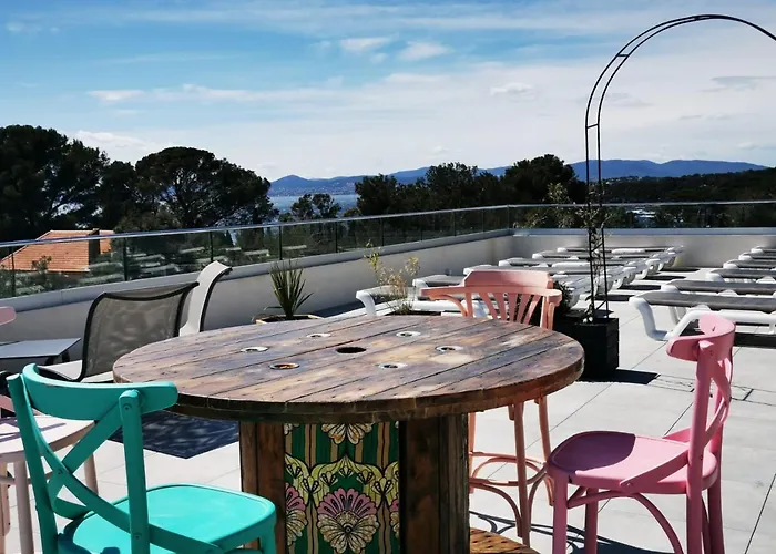 Mobil Neuf L Ile Dor St Raphael Avec Piscine *