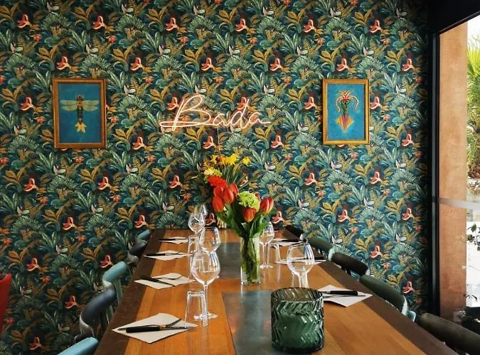 Camping Mobil Neuf L Ile Dor St Raphael Avec Piscine Saint-Raphaël